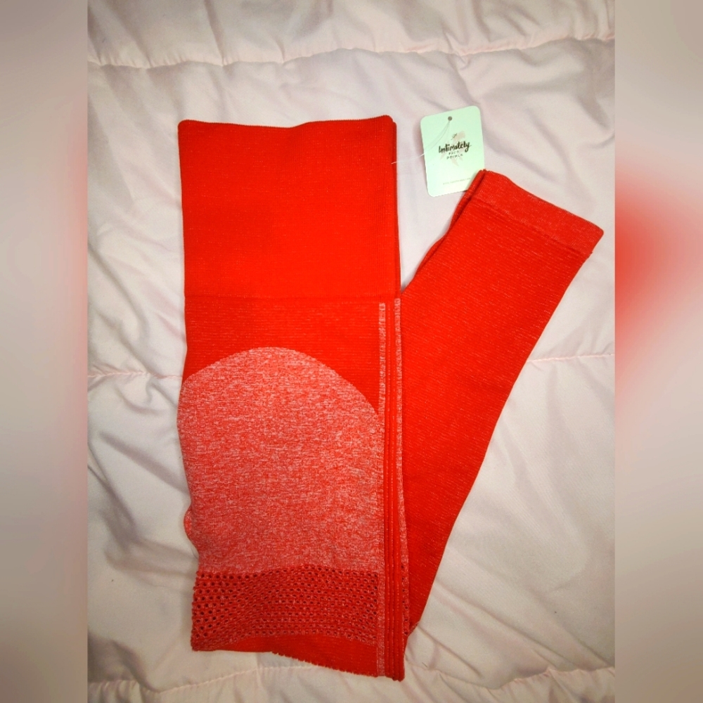 FREE PEOPLE RED LEGGING JOGGERS